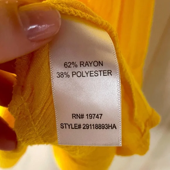 Counterparts Yellow Sheer Tiered Flutter Sleeve Flowy Blouse Sz 2X - Picture 4 of 5